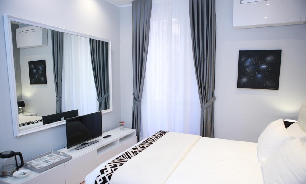 Relux Exclusive Living 3* Rome